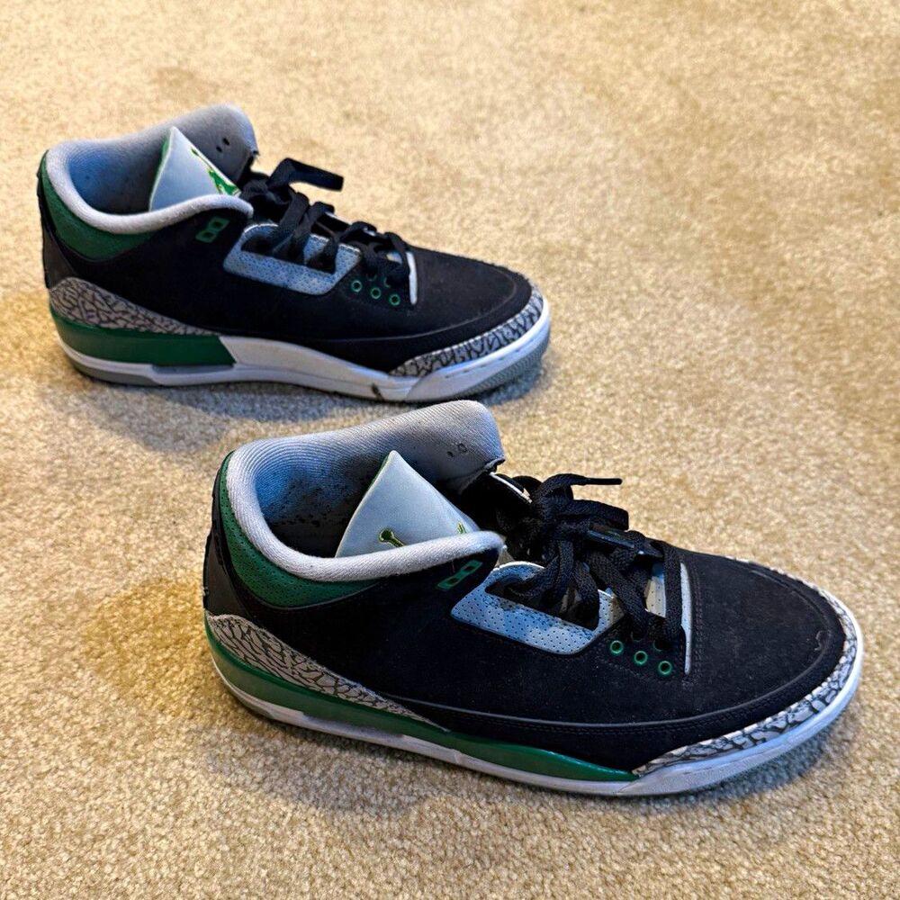 Jordan Air Jordan 3 Retro Pine Green Black/Cement Grey/White Mid Top CT8532-030